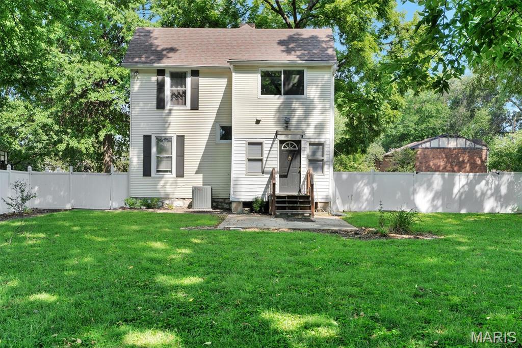 419 S Van Buren Avenue