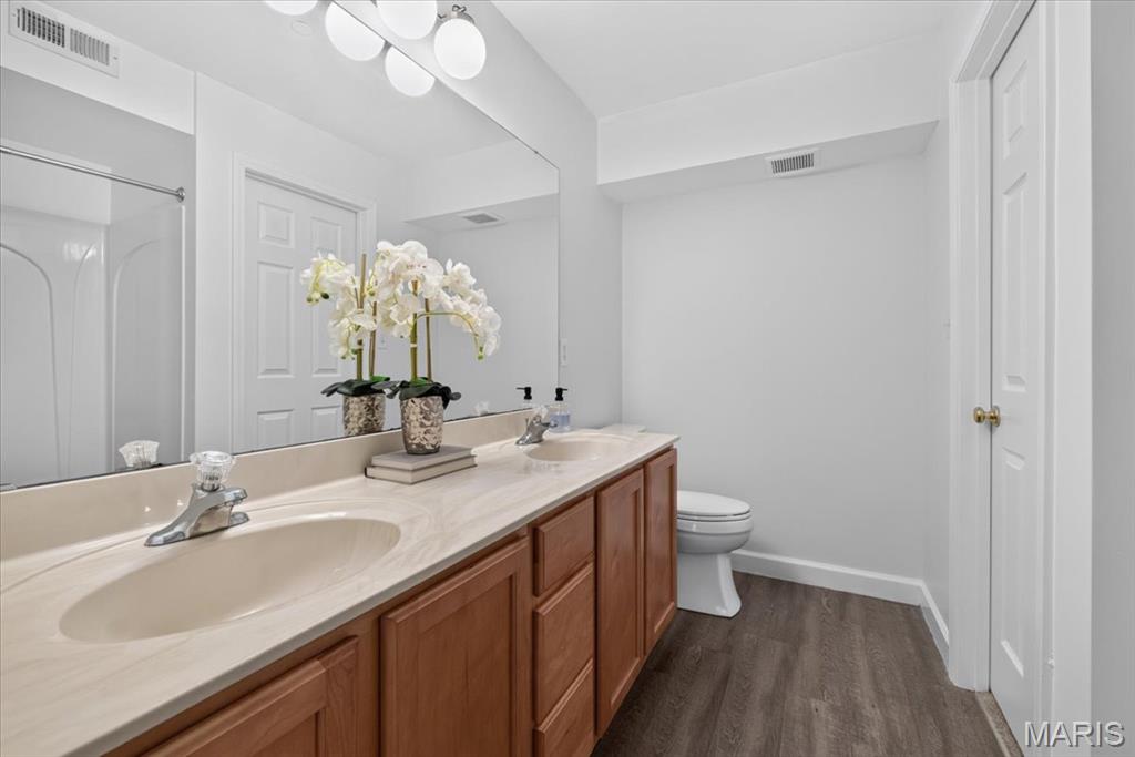 1141 Arbor Creek Drive Unit: 1D