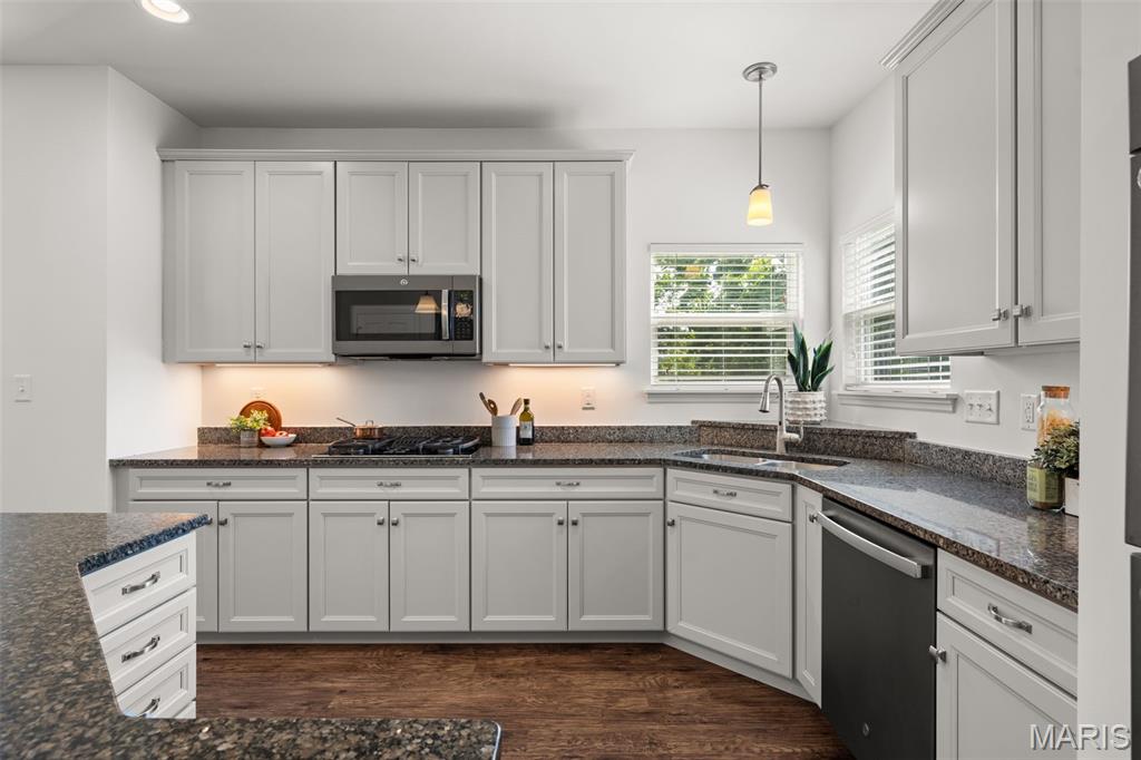 1004 Autumn Valley Court