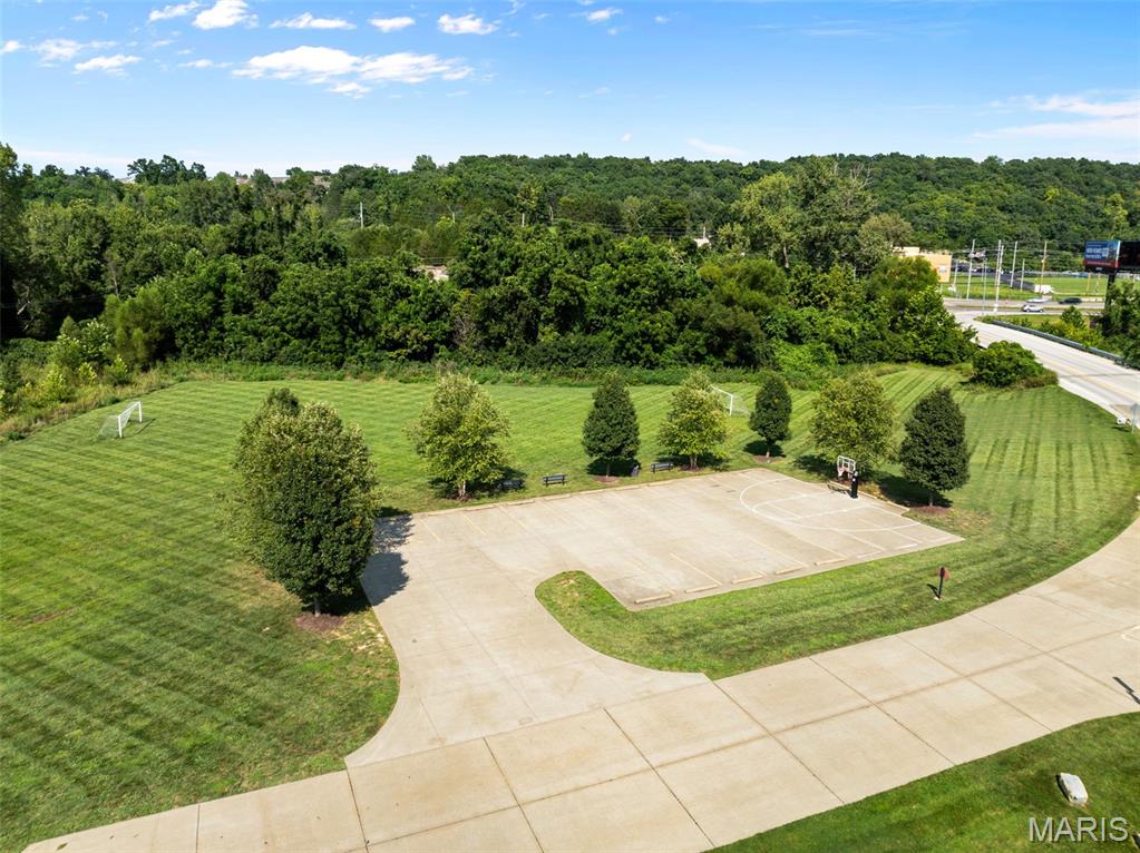 1004 Autumn Valley Court