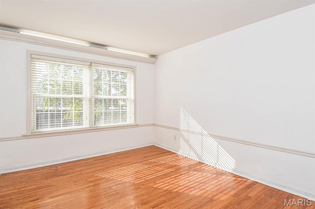 8154 Whitburn Avenue Unit: 2W