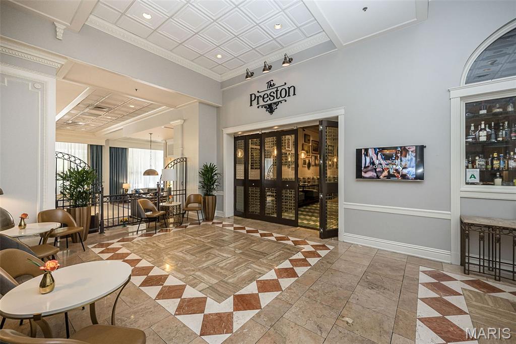 232 N Kingshighway Boulevard Unit: 1107
