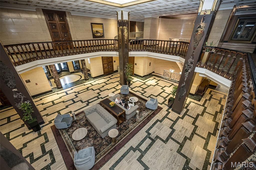 232 N Kingshighway Boulevard Unit: 1107