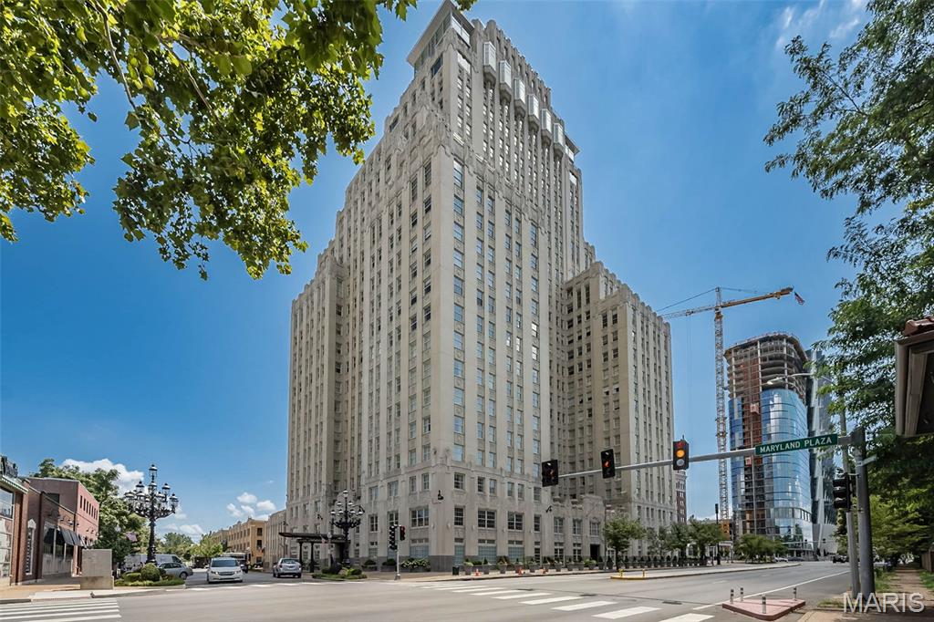 232 N Kingshighway Boulevard Unit: 1107