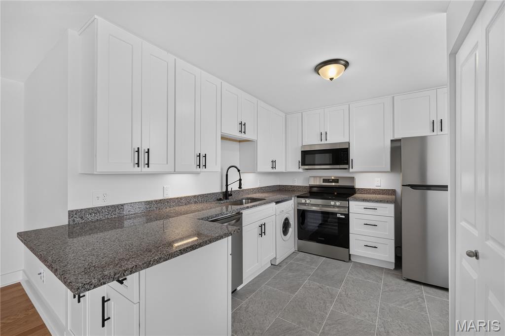 5630 Pershing Avenue Unit: 37