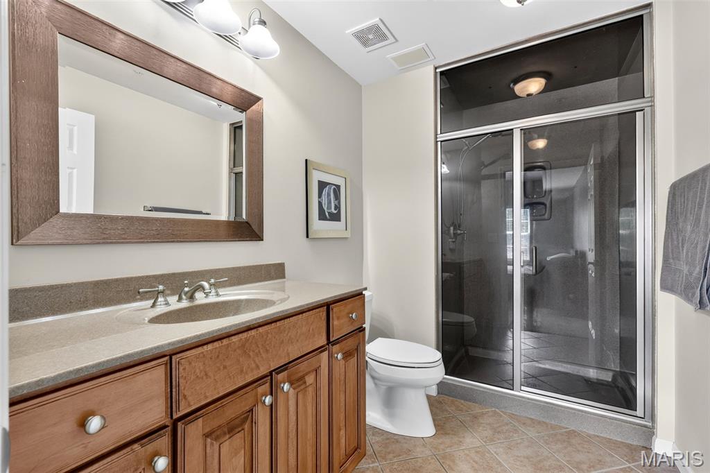 6 Monarch Trace Court Unit: 304
