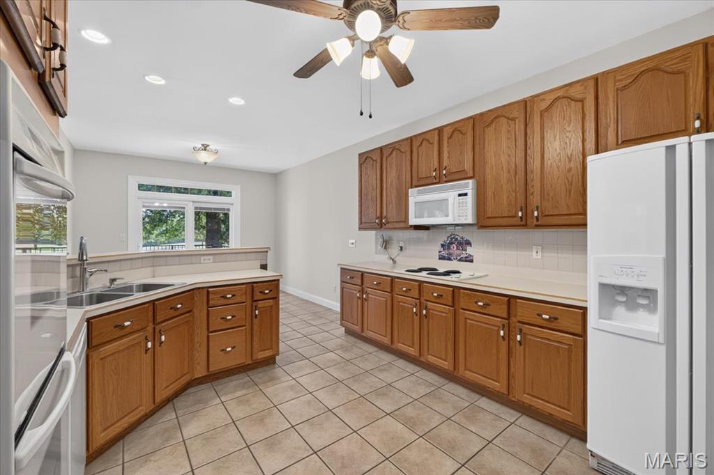 2418 Golden Bear Way Unit: 711A