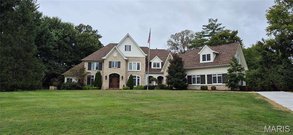 2457 Town And Country Lane