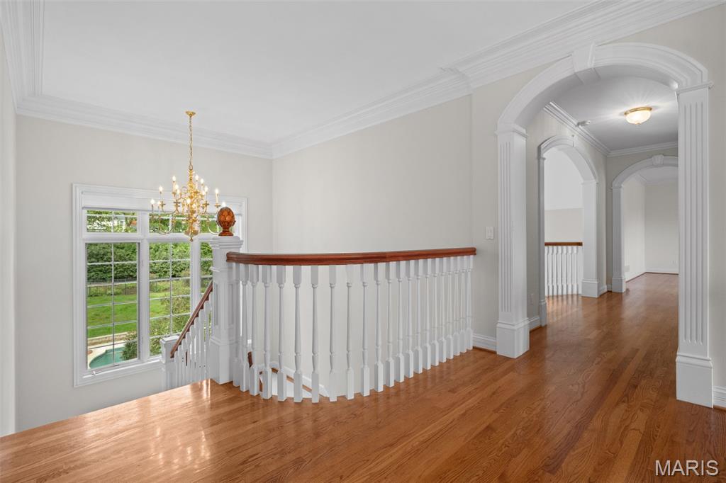2457 Town And Country Lane