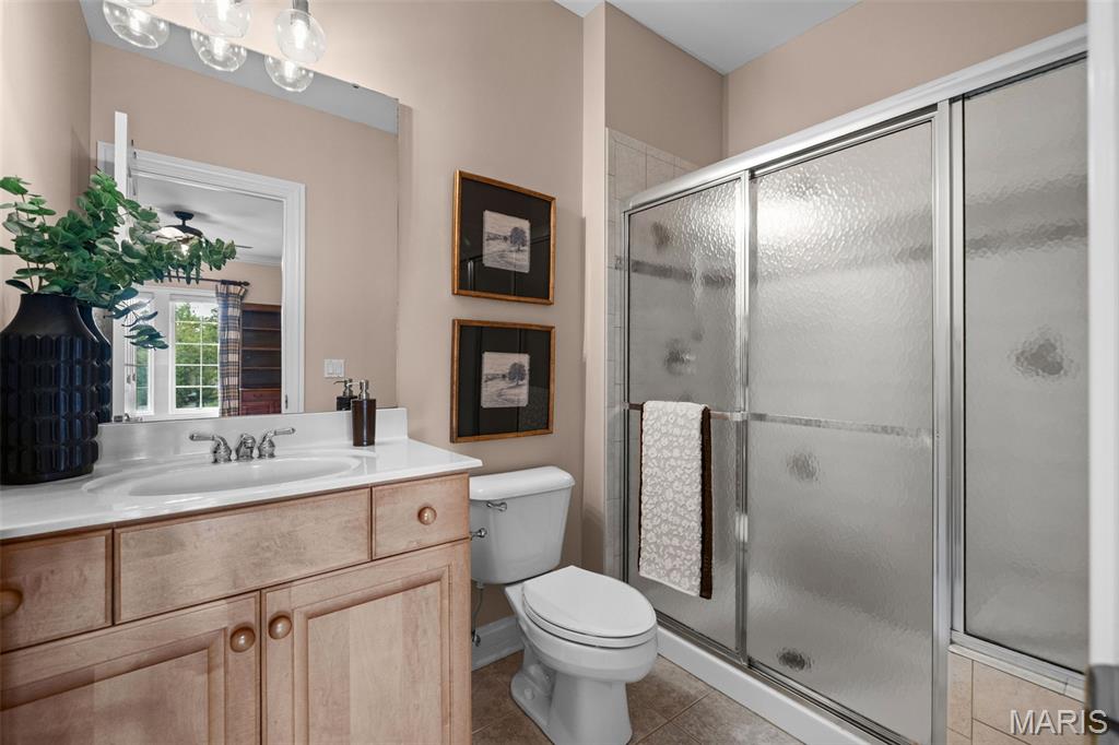 2457 Town And Country Lane