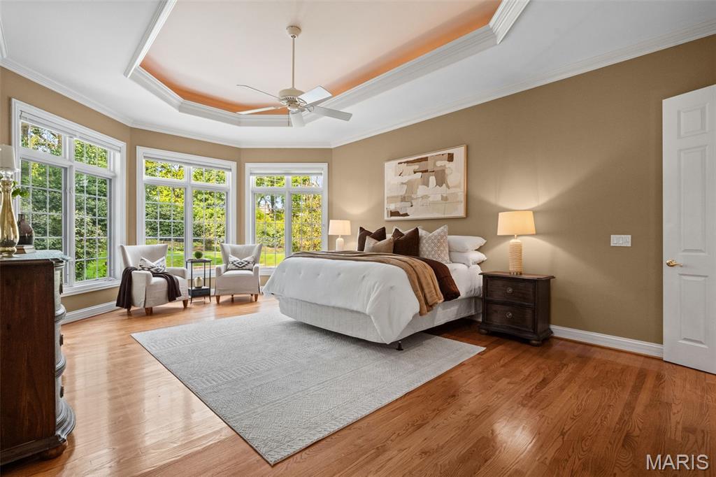 2457 Town And Country Lane