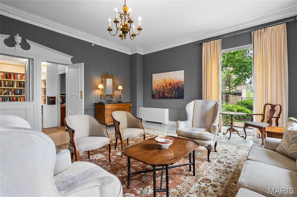 900 S Hanley Road Unit: 6B