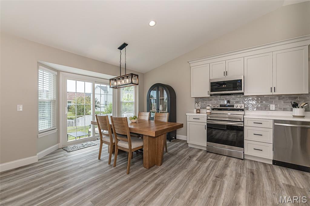 46 Tulip Bend Drive