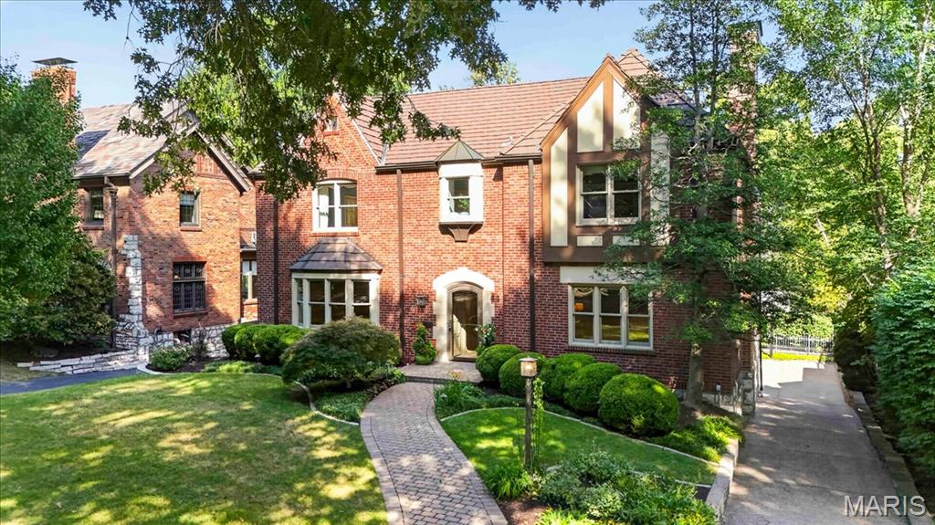 44 Broadview Drive