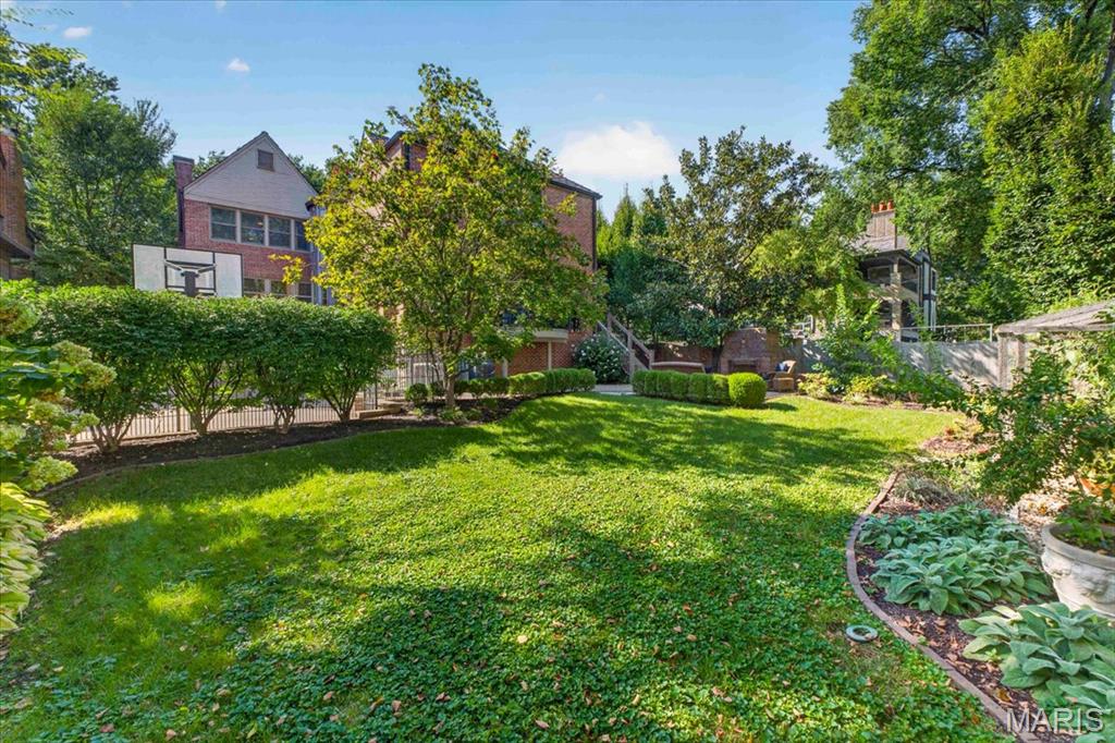44 Broadview Drive
