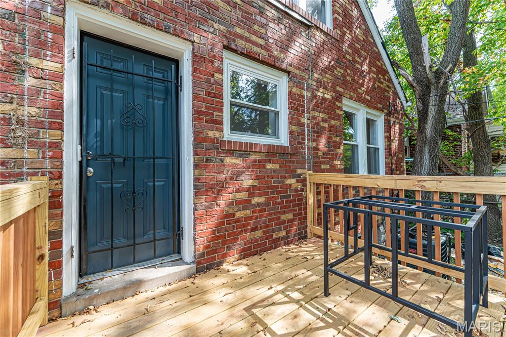 1284 Sells Avenue