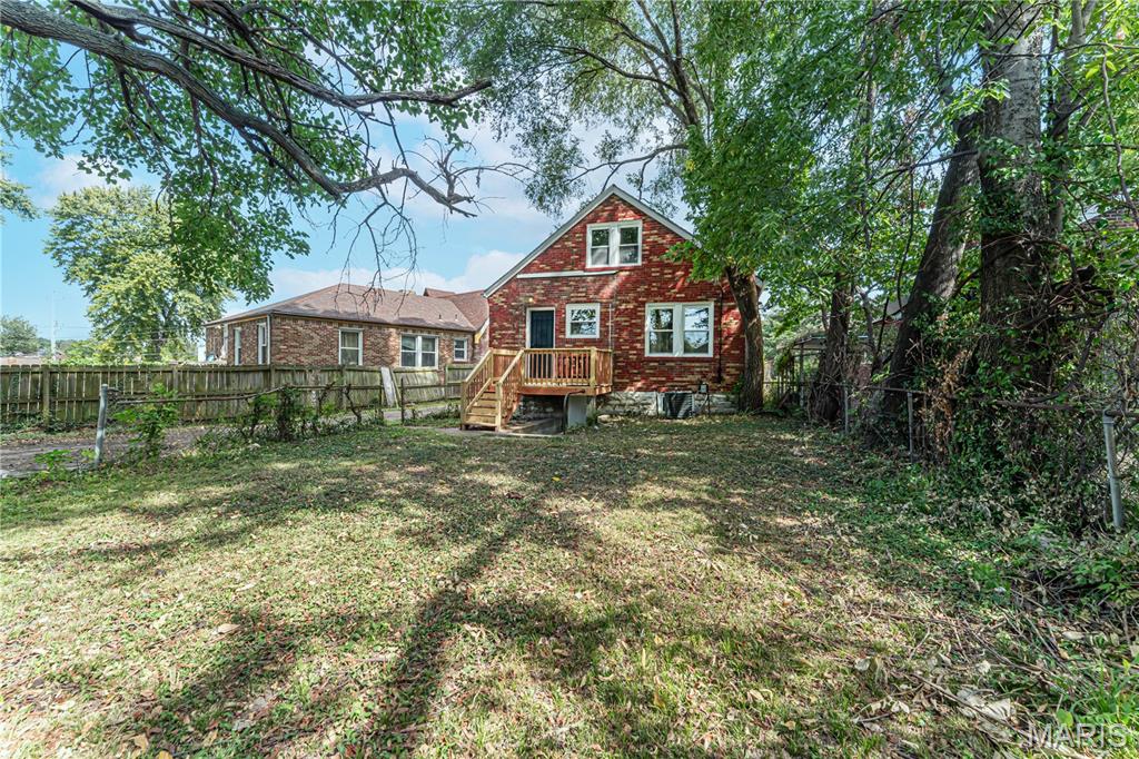 1284 Sells Avenue