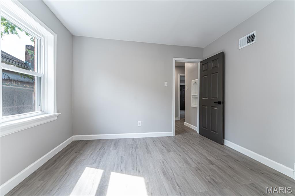 1284 Sells Avenue