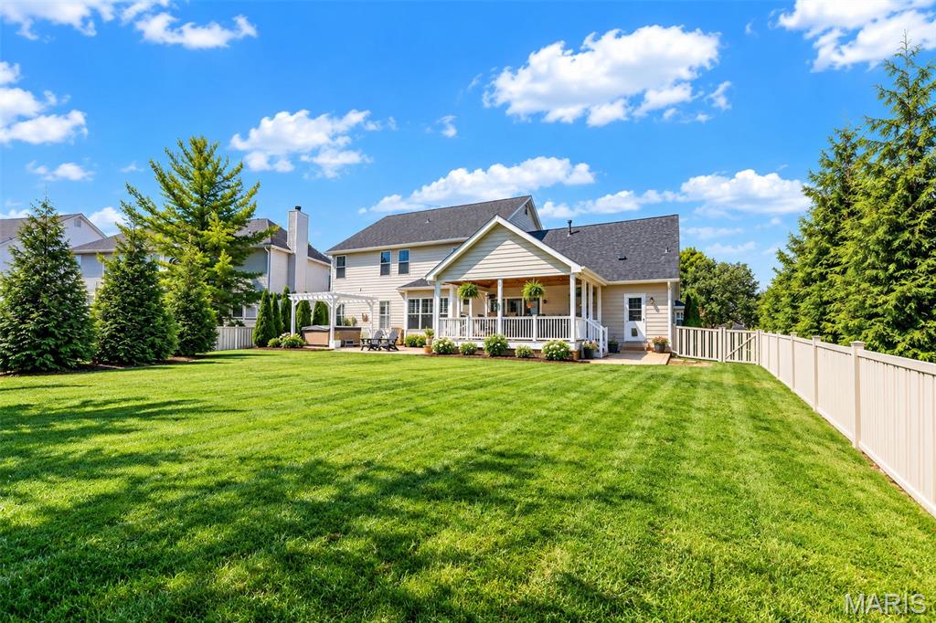708 Lakeshore Manor Ct Court