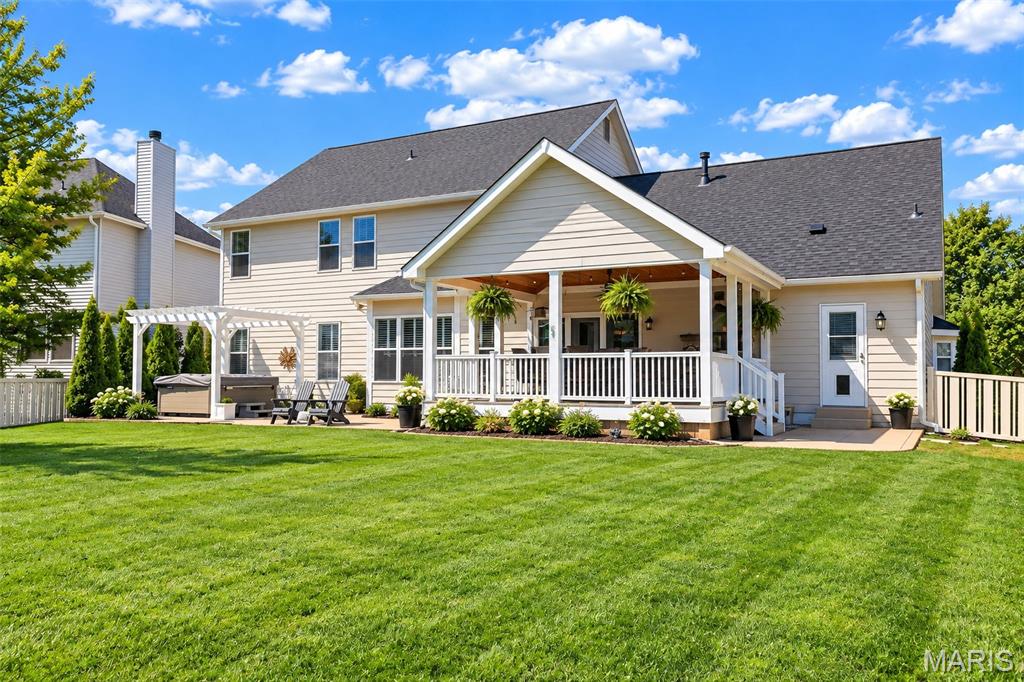 708 Lakeshore Manor Ct Court