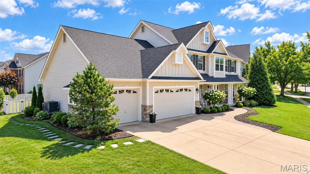 708 Lakeshore Manor Ct Court