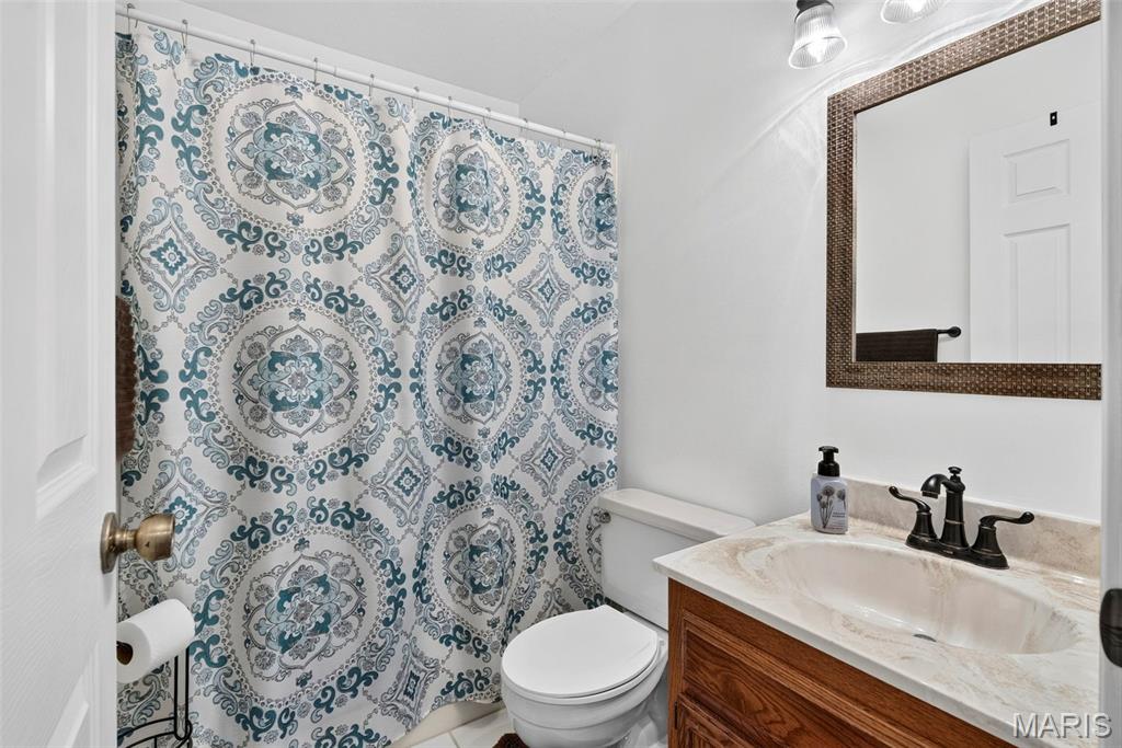 222 Deer Hollow Court Unit: 17