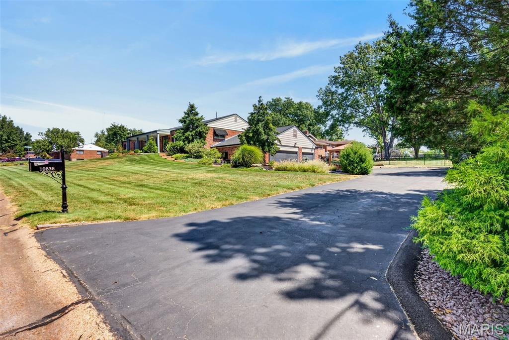 10636 Rebecca Drive