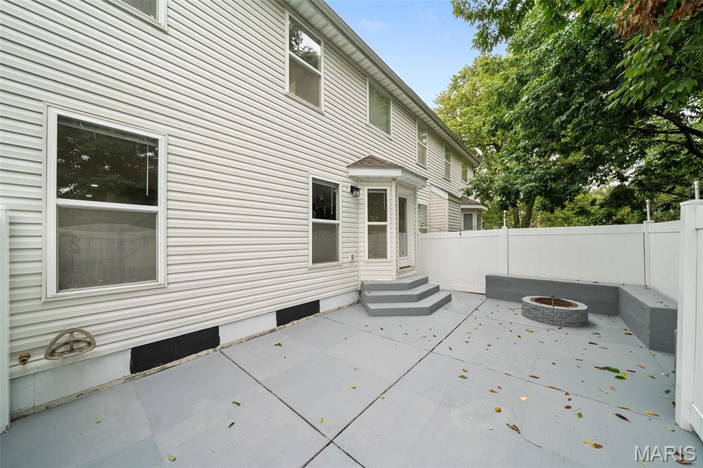 209 Waterside Crossing Court