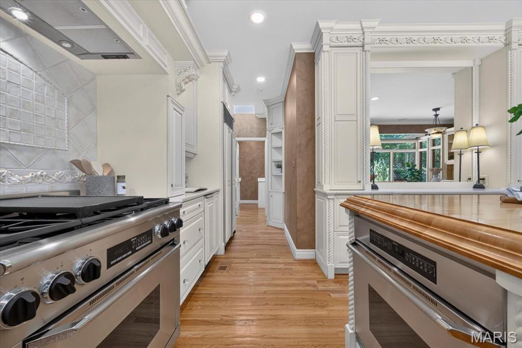 16463 Dapple Gray Court