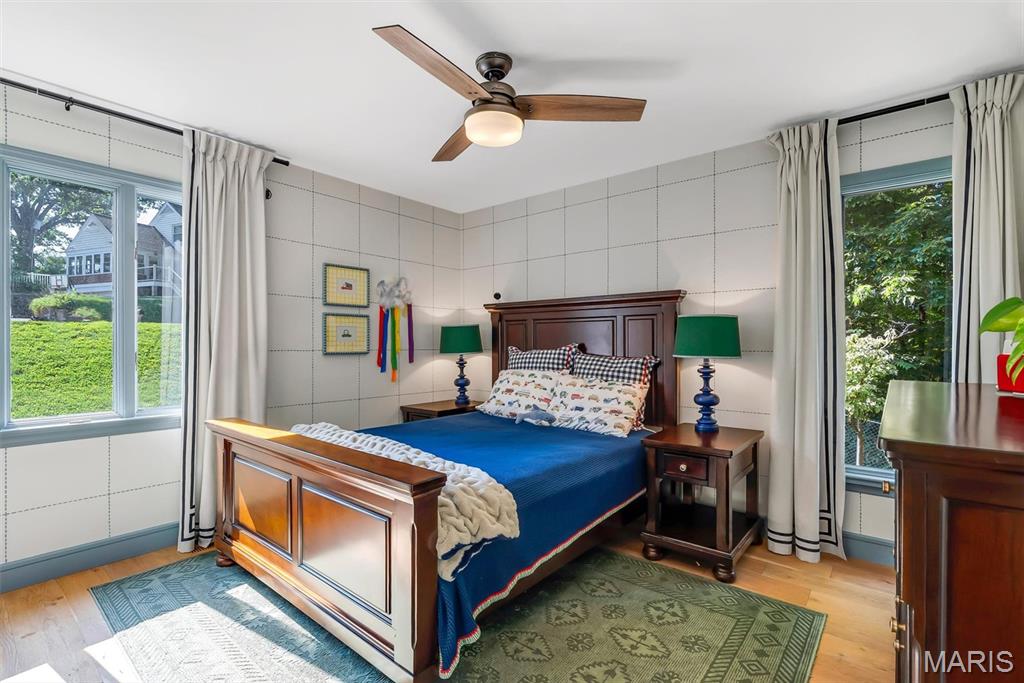 1113 Dunwoody Drive