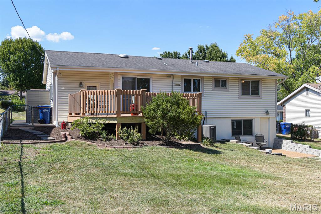 2006 Mark Anthony Drive