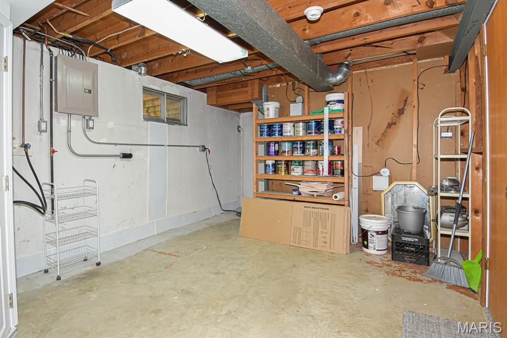 2006 Mark Anthony Drive