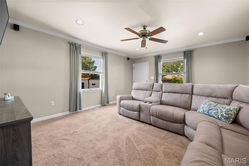 8633 Neier Lane