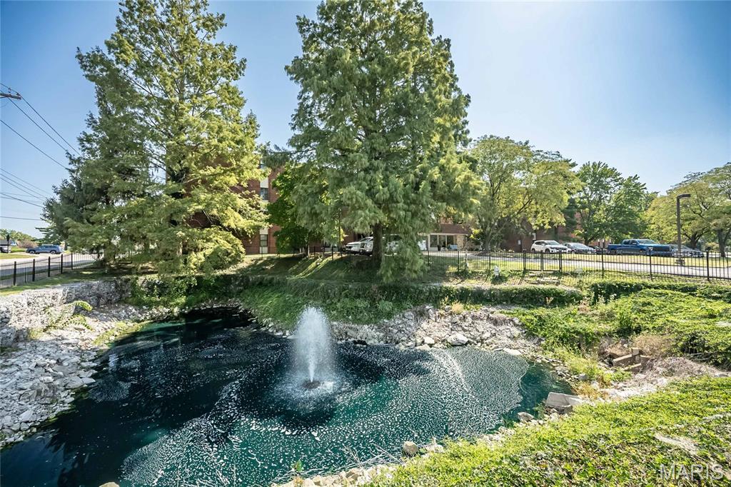 590 Sarah Lane Unit: 401