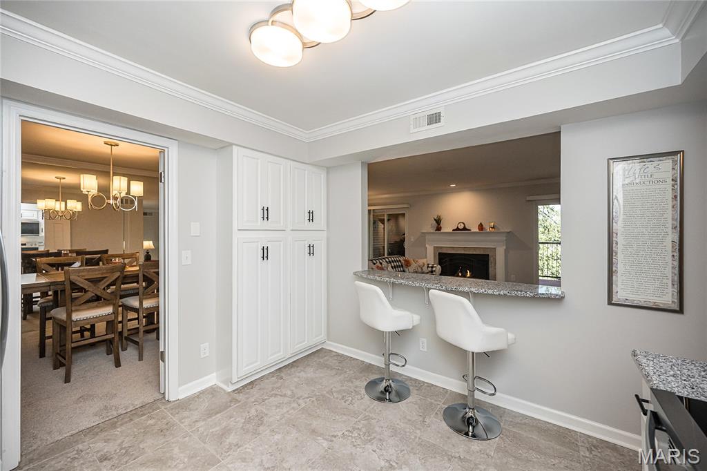 590 Sarah Lane Unit: 401