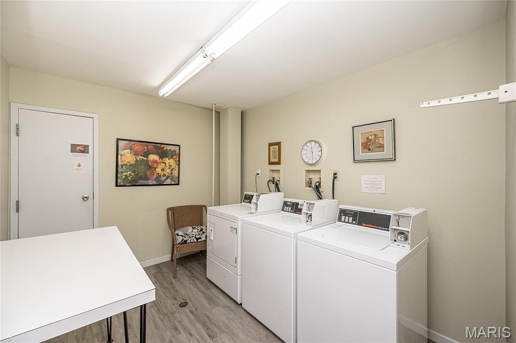 590 Sarah Lane Unit: 401