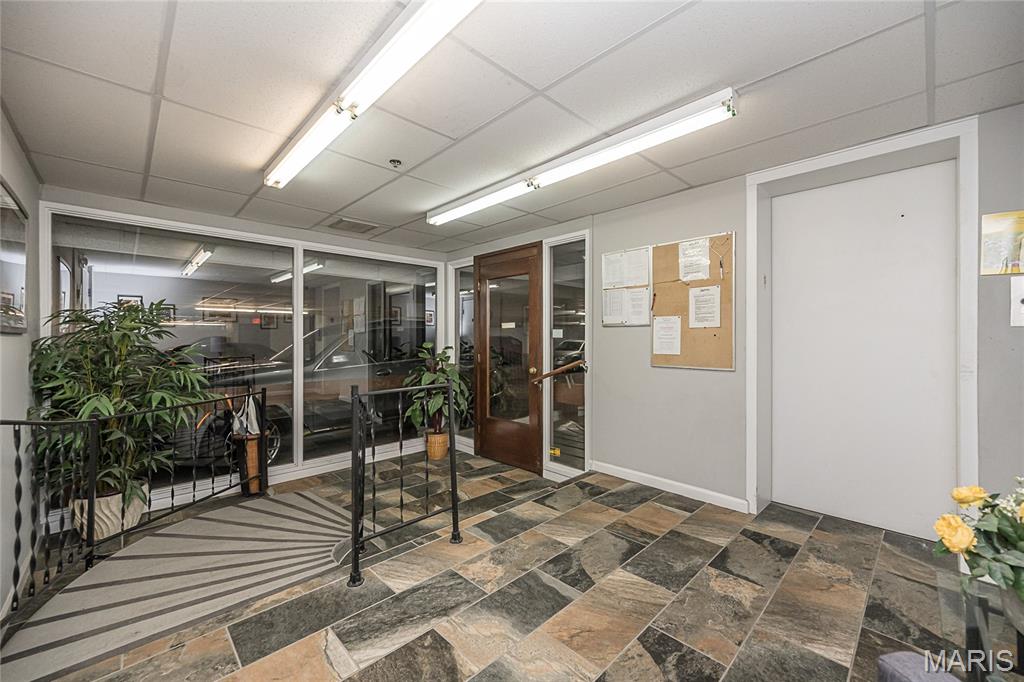 590 Sarah Lane Unit: 401