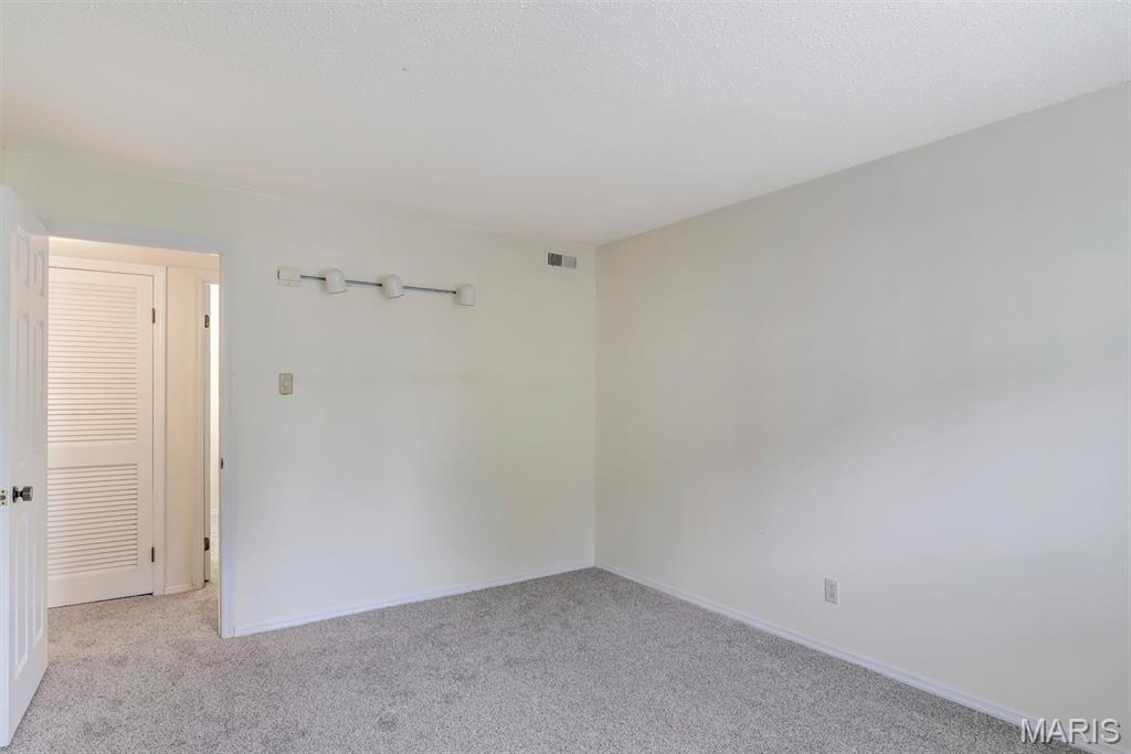 2335 Manor Grove Drive Unit: 11