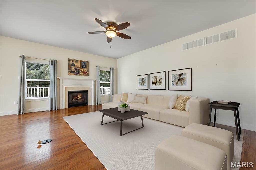 1216 Emerald Gardens Drive