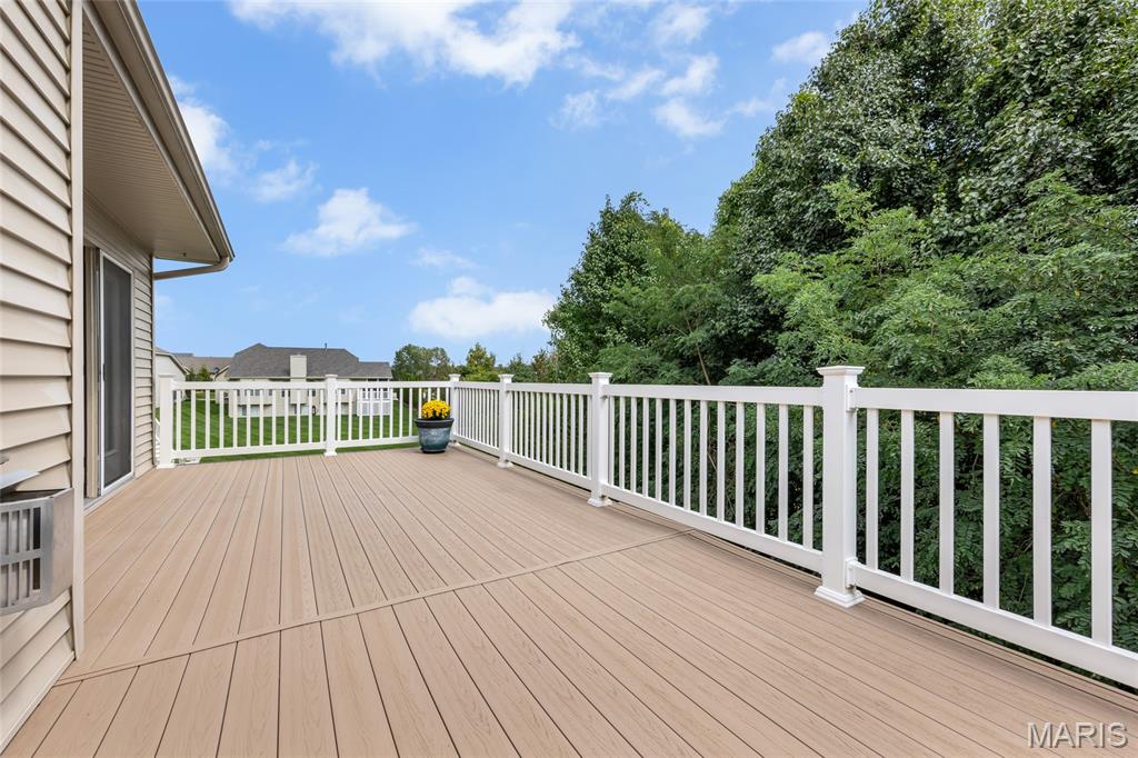 1216 Emerald Gardens Drive
