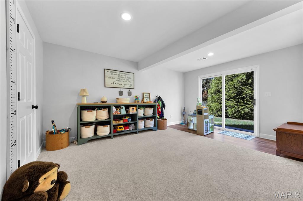 5507 Dressel Drive