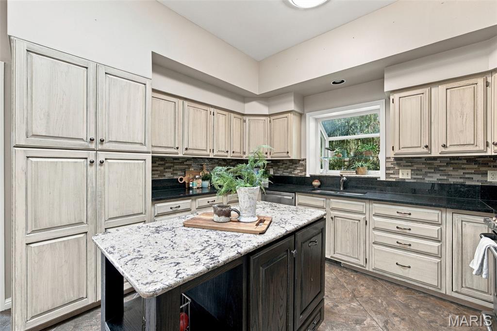 17026 Kimwood Court