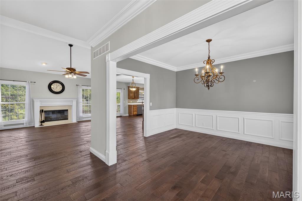 1046 Walnut Terrace