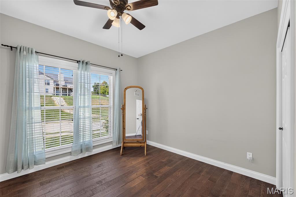 1046 Walnut Terrace