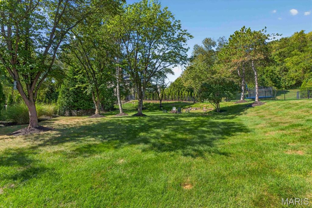 17915 White Robin Court