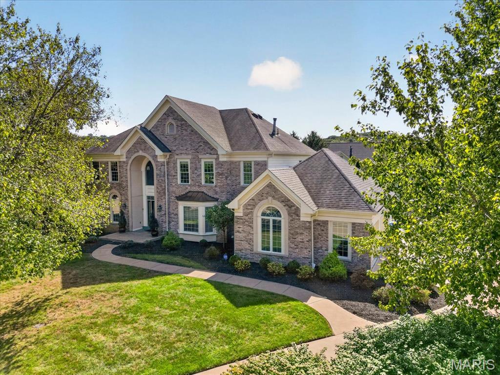 17915 White Robin Court