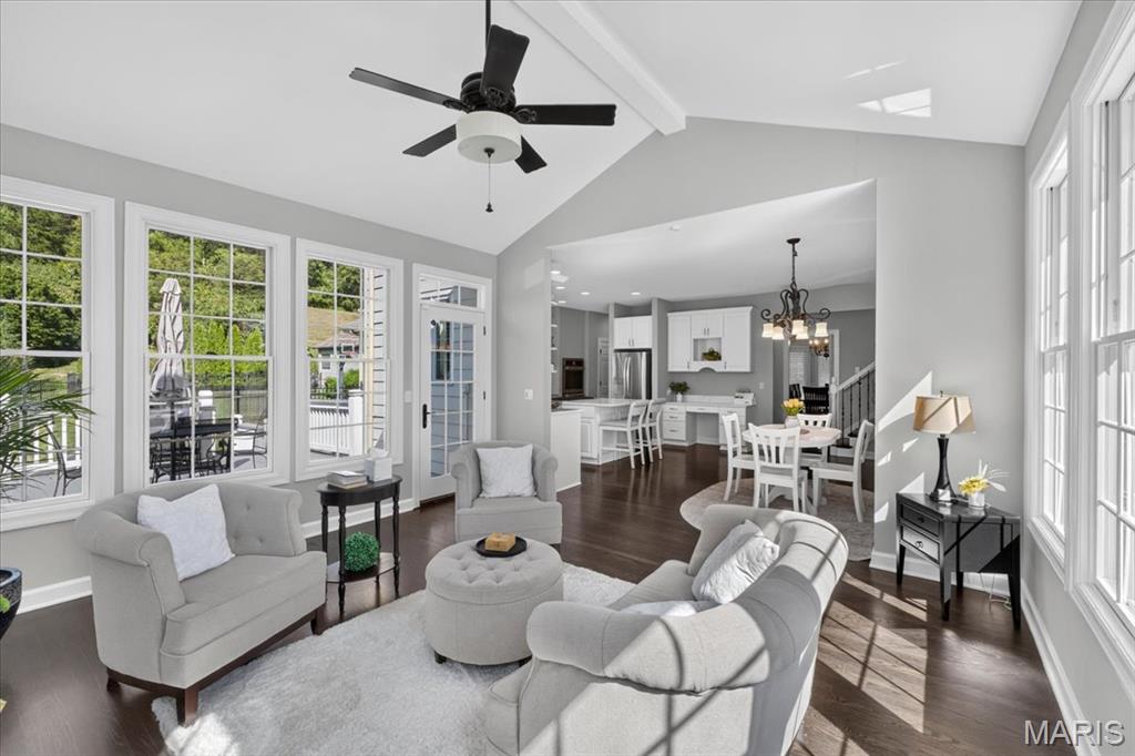 17915 White Robin Court