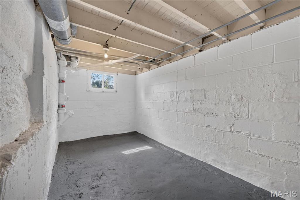 9500 W Milton Avenue