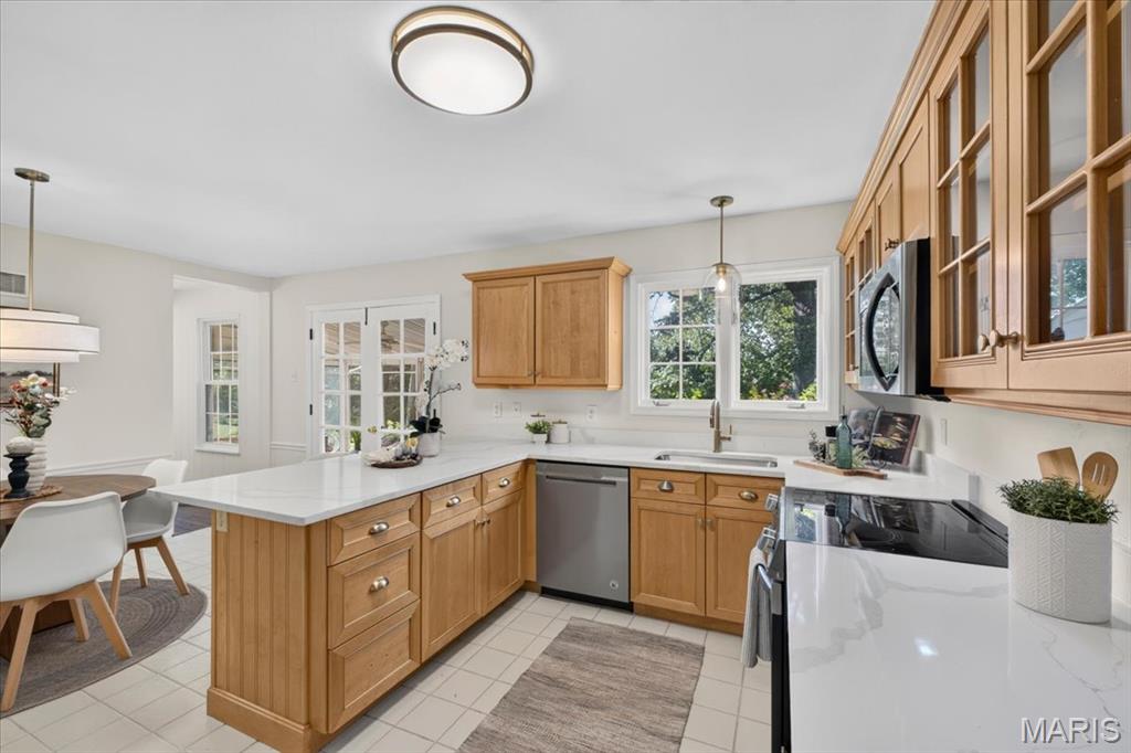 679 Golfview Drive