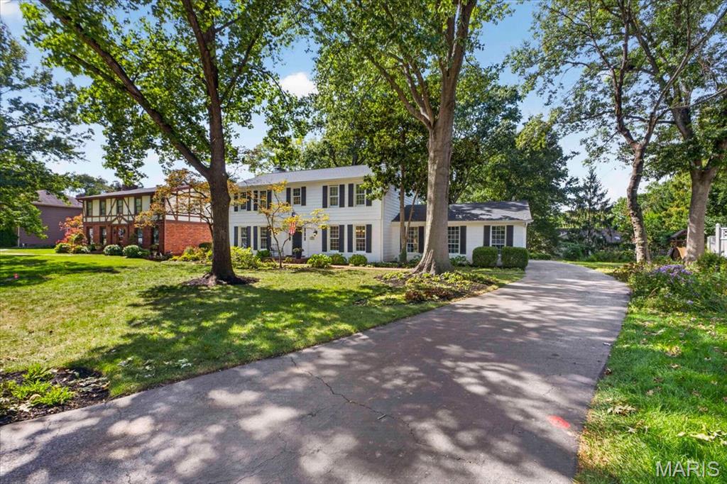 679 Golfview Drive